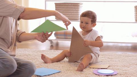 Actividad de estimulación con figuras geométricas