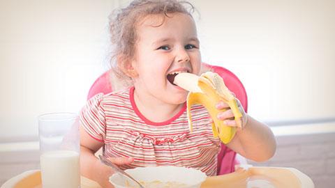 ¿Qué incluye una buena dieta para niños?