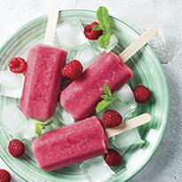 Paletas heladas de frutos rojos