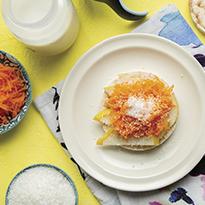 Tostadita de arroz con zanahoria y pera.